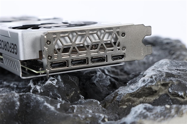 升級正當時，高性價比的影馳 GeForce RTX 4060 Ti 8G開箱評測(圖9)